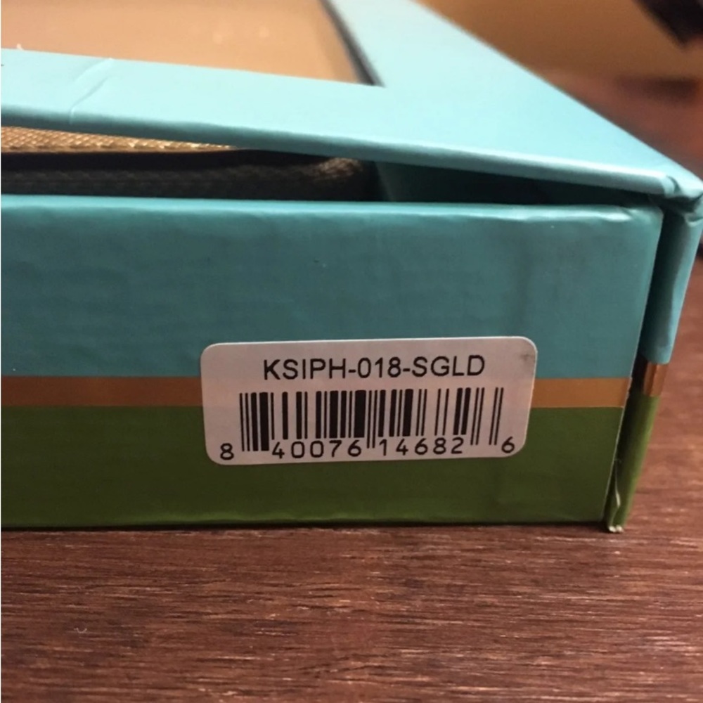 Kate Spade Wallet - Picture 7 of 7